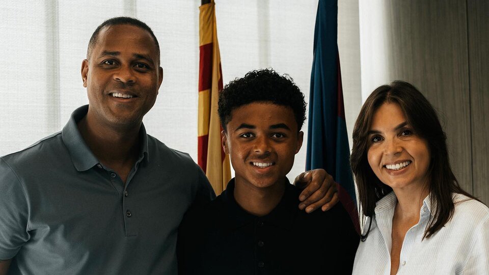 Kluivert'ın oğlu Barcelona'da!