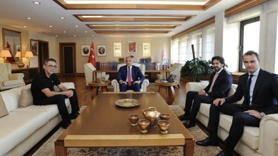 Ceylan'dan Bakan Ersoy'a ziyaret