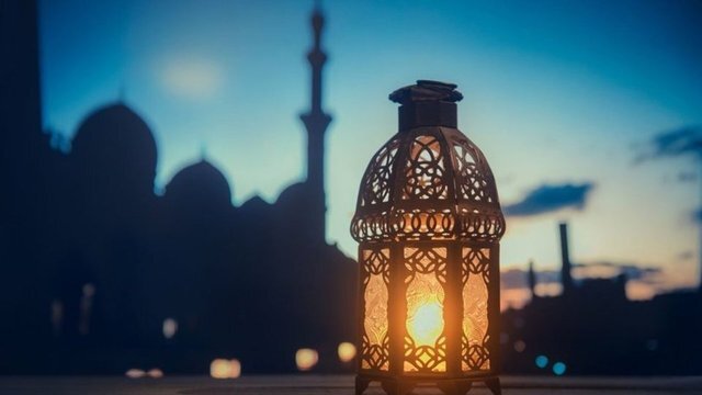 Mevlid Kandili tarihi yaklaşıyor