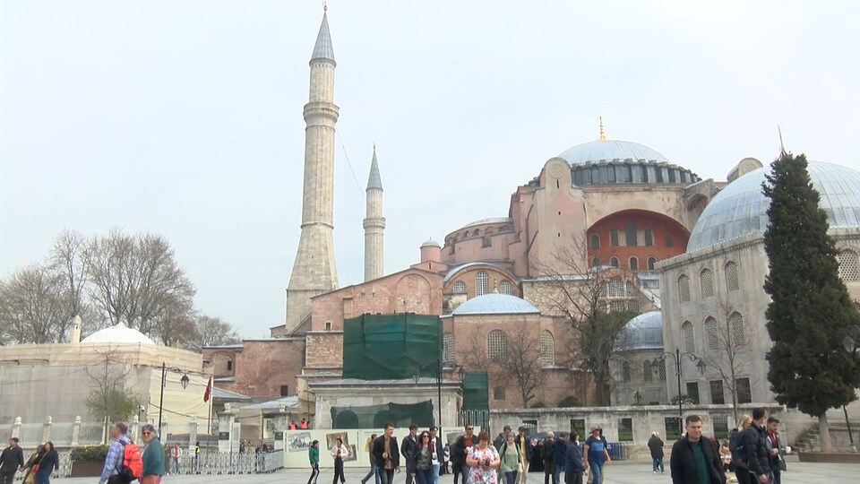 Ayasofya'da kırılan kapıyla ilgili dava açıldı!