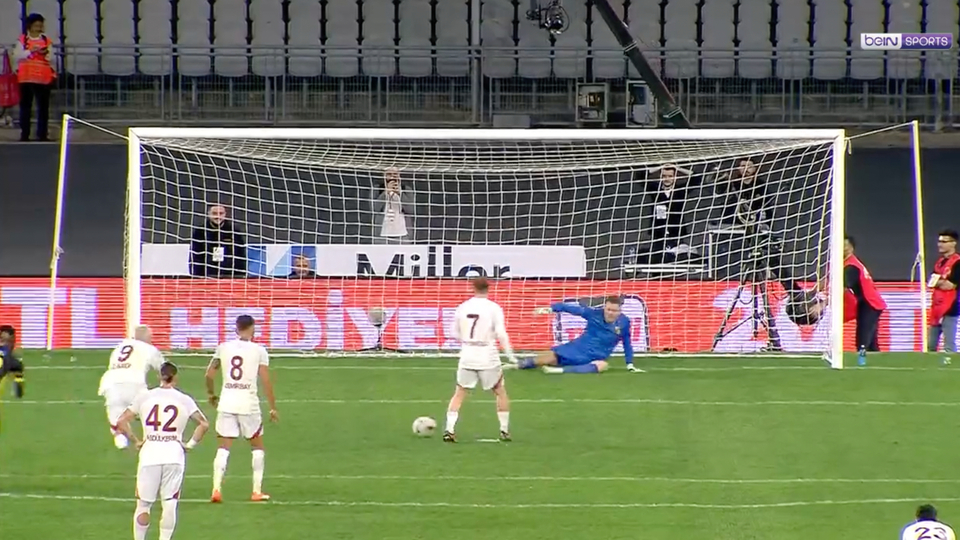 Kerem pas verdi, Icardi kaçırdı!