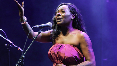 Grammy ödüllü şarkıcı, İstanbul'da