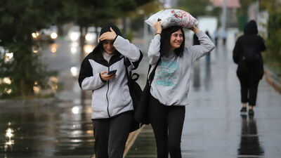 Meteoroloji saat verdi! 5 kent için "sarı" alarm! Trakya ve İstanbul'a geliyor!