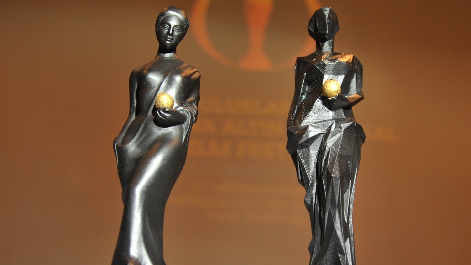 Kültür ve Turizm Bakanlığı festivalden çekildi