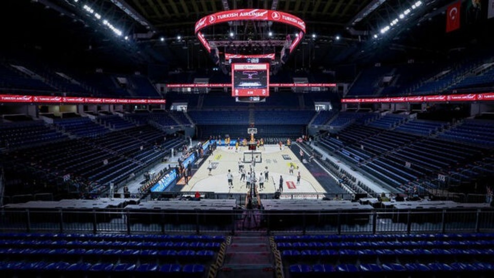 Potada maçlar 13 salonda oynanacak