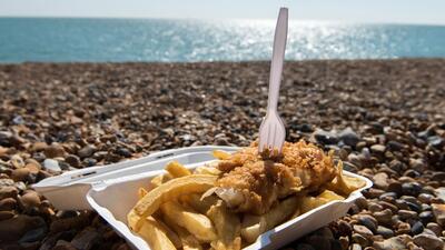 İngiltere'de tek kullanımlık plastik yasağı başlıyor