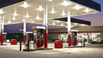 Akaryakıt istasyonlarından kart komisyon isyanı