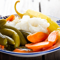 Tam ölçülü karışık turşu tarifi!