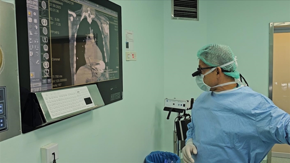 1 yılda kaç hastaya kalp nakli yapıldı?