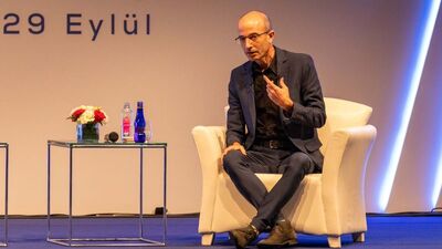 "Yapay zekâ pek çok yönden insandan üstün"