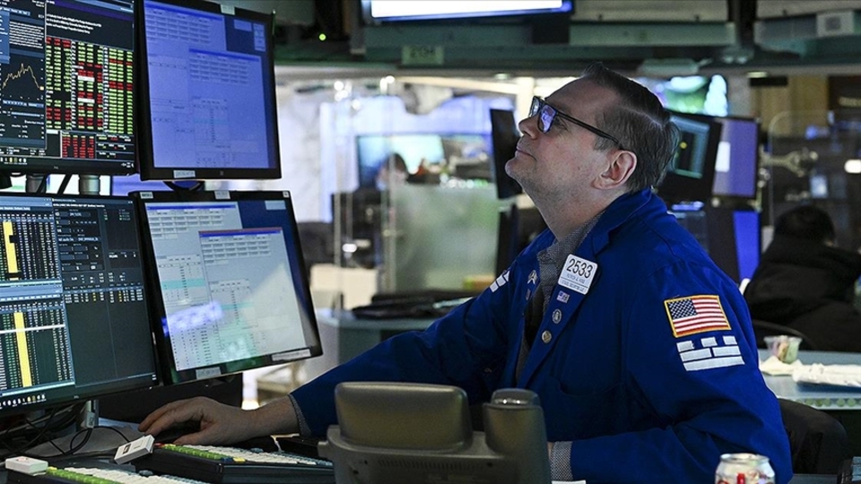 Küresel piyasalar PMI verilerine odaklandı