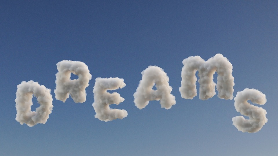 Rüyada Yaşlı Kadına Yardım Etmek