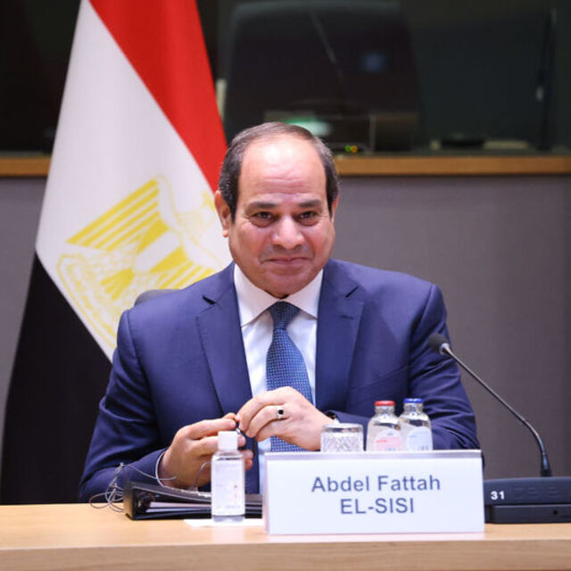 Sisi adaylığını açıkladı