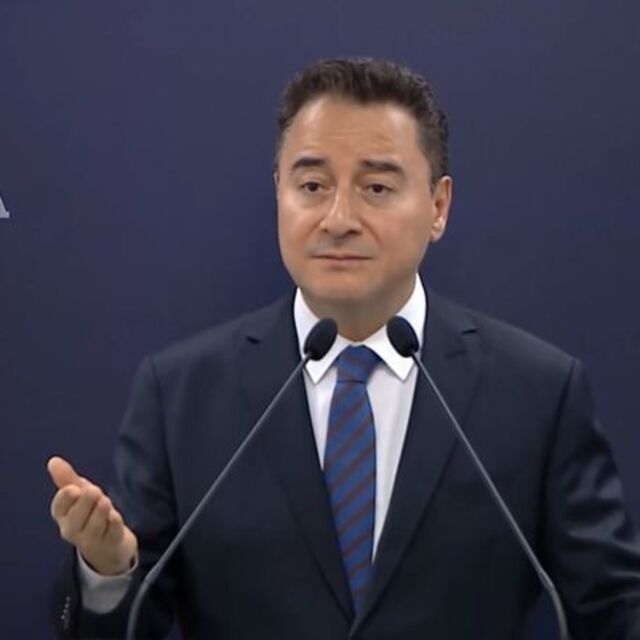 Babacan: Seçime adaylarımızla gireceğiz