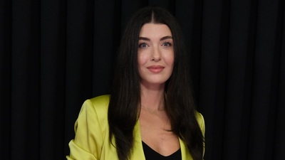 "Aslıhan'ı unuttum, 100 yıl öncesine döndüm"