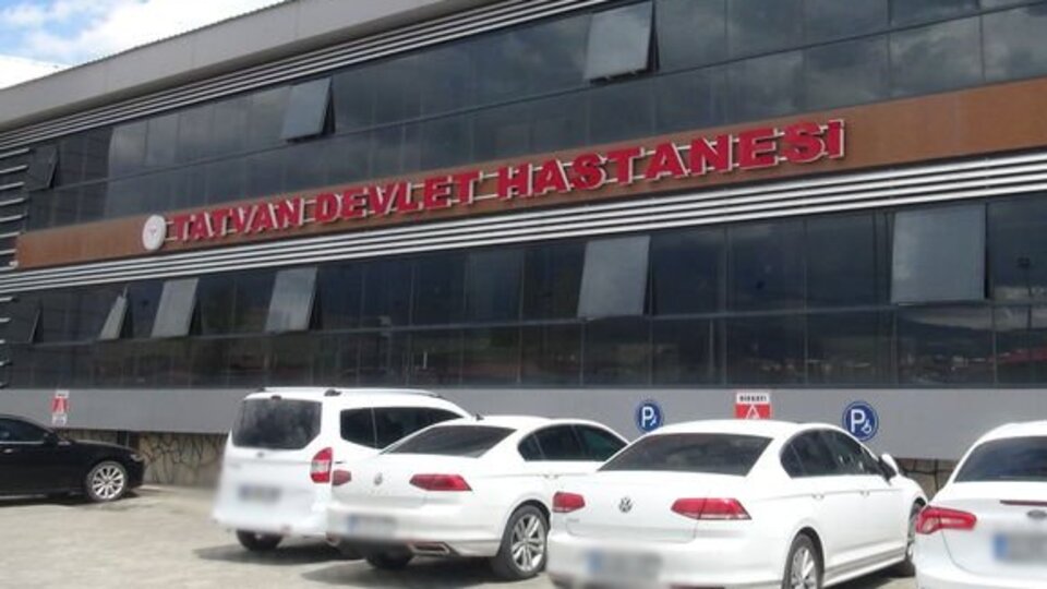 Bitlis'te kazada yaralanan polis memuru şehit oldu