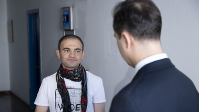 Bağırsaktan yemek borusu ve ses tüpü yapıldı