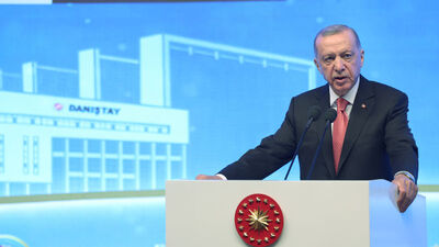 Cumhurbaşkanı Erdoğan'dan yeni anayasa mesajı