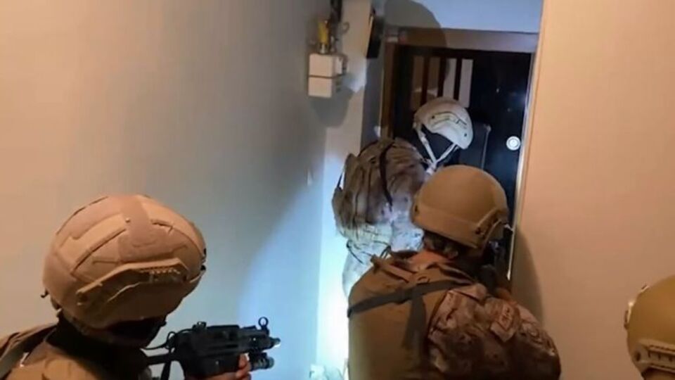 İstanbul'da 25 ilçede 104 gözaltı