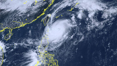 Tayvan'da Koinu Tayfunu alarmı