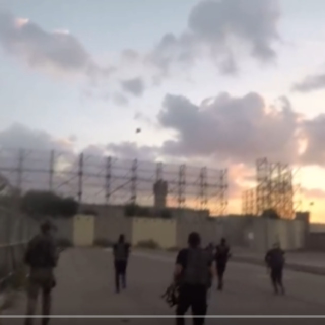  Sınırdan böyle girdiler