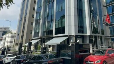 Dilan Polat'a ait polikliniğe silahlı saldırı