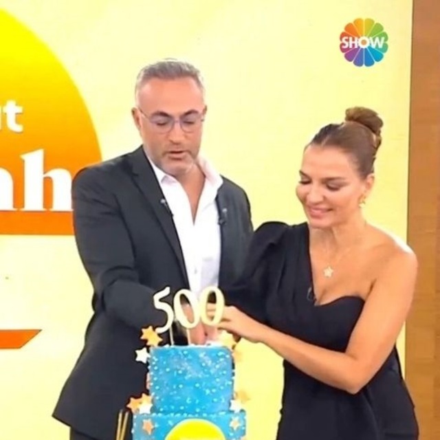500'üncü bölümü kutladılar