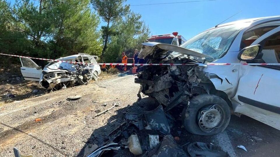 Kafa kafaya facia: 2 ölü, 3 yaralı