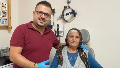 Kulağındaki örümcek operasyonla çıkarıldı