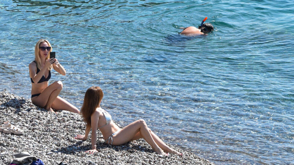 Ekim ortalaması 31 dereceyi geçti! O kentte 'pastırma yazı' sıcakları!