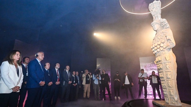 1 milyar lira ödenekli 'Geleceğe Miras Sonsuz Efes'
