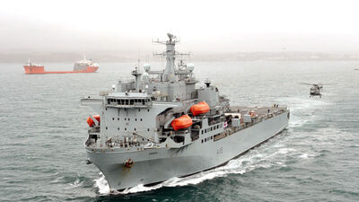 İngiltere'den İsrail'e donanma desteği