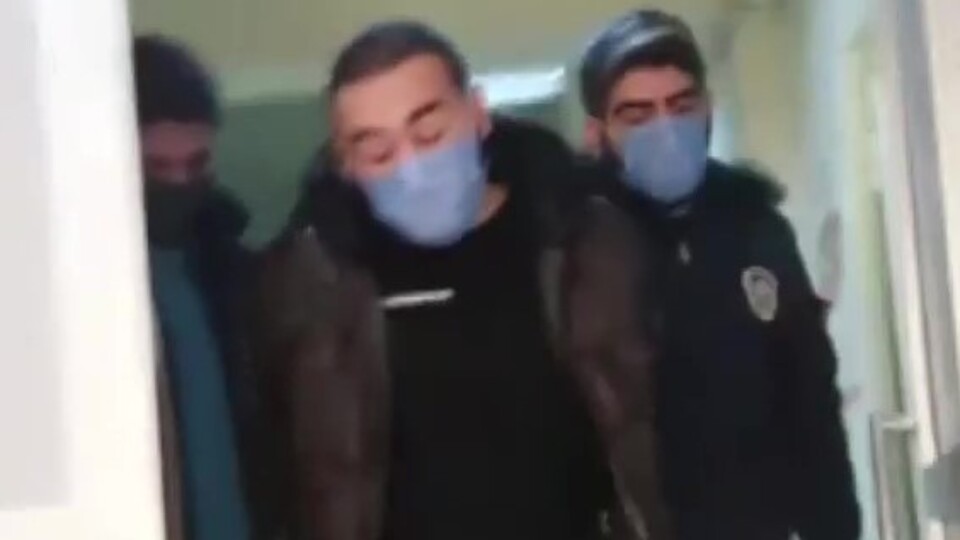 "Ev dağınık" diyen babasını öldürmüştü! Cezası belli oldu!