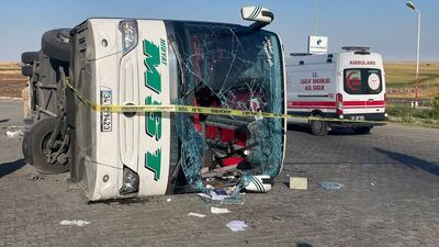 Yolcu otobüsü devrildi! Can kayıpları var!