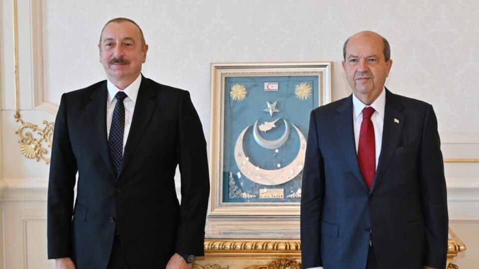 Ersin Tatar ile İlham Aliyev görüştü