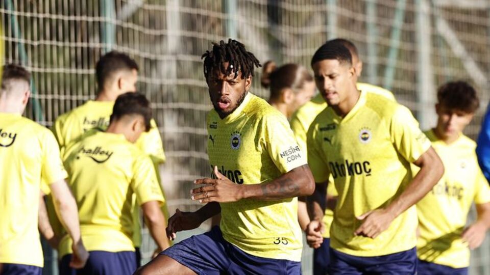 Fenerbahçe çift antrenmanla tamamladı