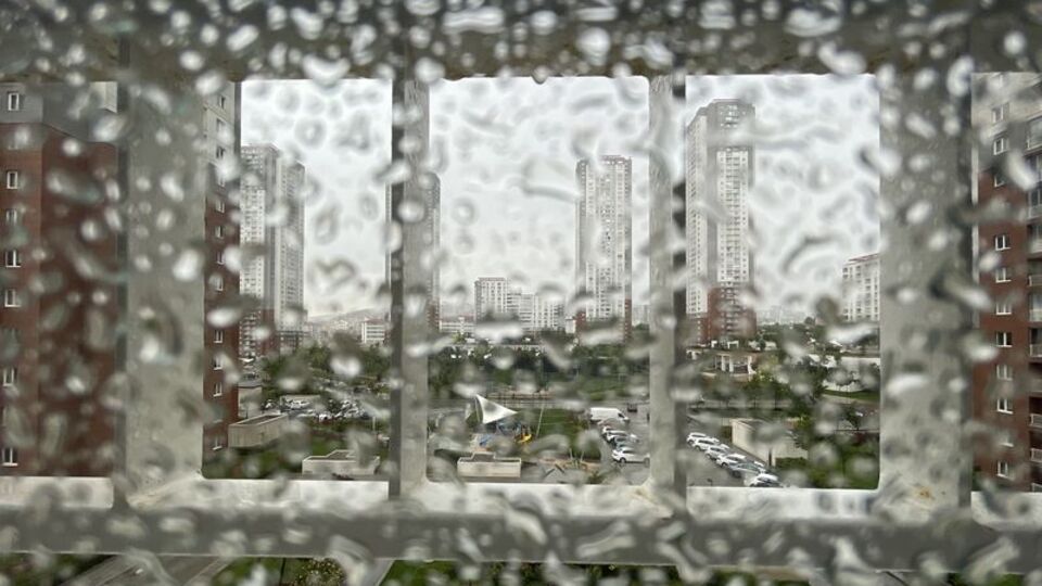 Hem şiddetli sağanak hem toz taşınımı uyarısı!