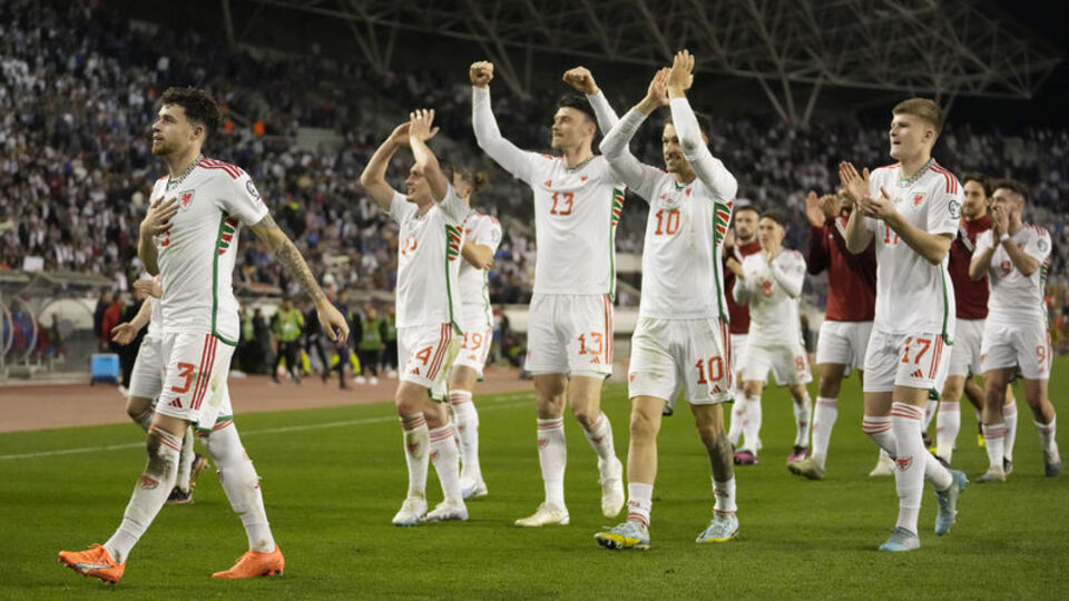 Galler kendi evinde Hırvatistan'ı devirdi