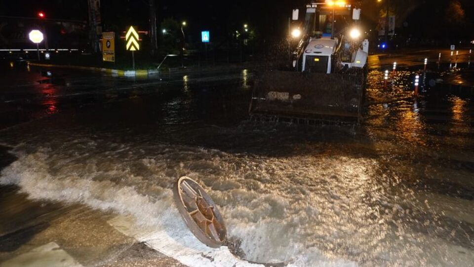 Ordu'da sağanak hayatı olumsuz etkiledi