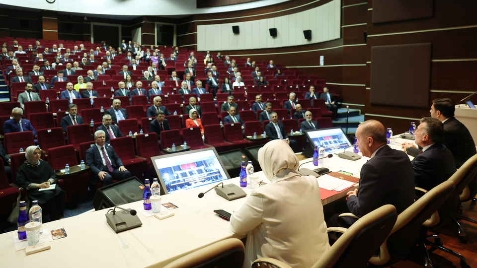 AK Parti MKYK'da gündem yerel seçim