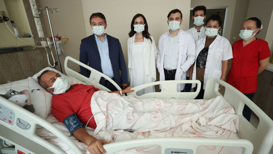 Umudunu hiç kaybetmedi! 8'inci seferde nakil yapıldı