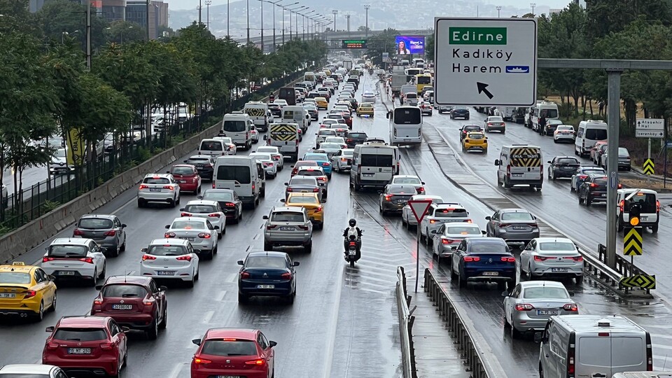 İstanbul'da trafikte yağmur yoğunluğu!