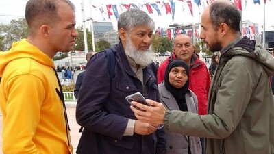 Hırsıza turist kadının kocasından suçüstü!