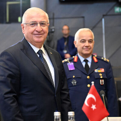 Bakan Güler'den İran teması