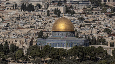 İsrail'den Mescid-i Aksa'ya yine yaş sınırı