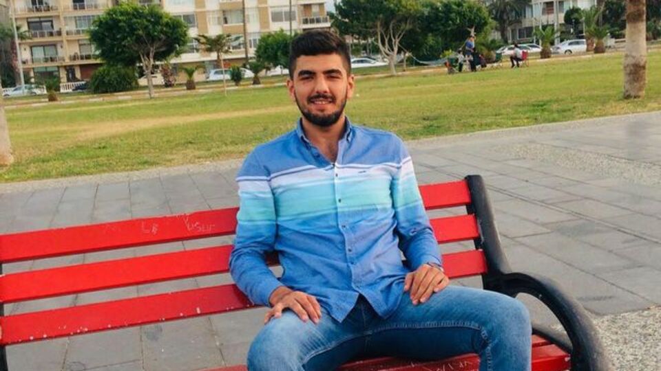 Kuzenini öldürüp intihar süsü verdi!