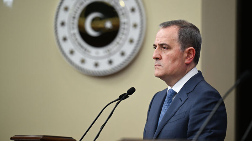 Azerbaycanlı Bakan Bayramov, mevkidaşı Lavrov ile görüştü