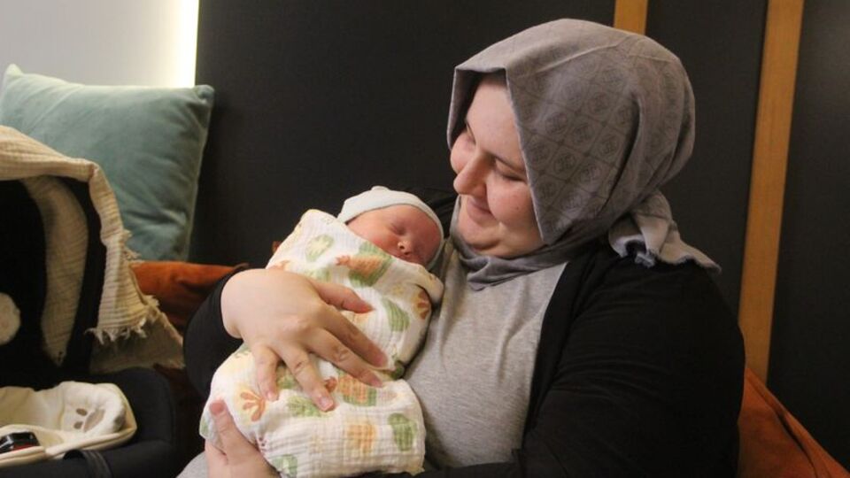 172 kiloda anneliği tattı!