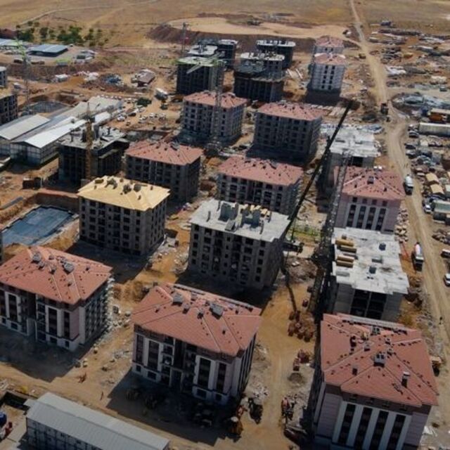 Afet konutları 2 ay sonra teslim edilecek
