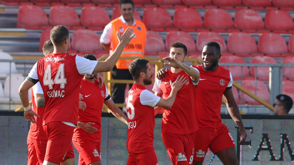 Ümraniyespor uzatmada sevindi